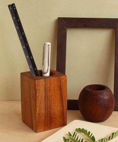 Wooden Pen stand