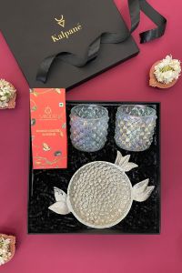 The Christmas Gift Box