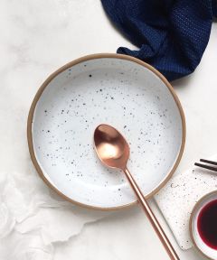 Coupe Salad Bowl: Speckled Snow