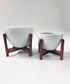 ECHOING ETERNITY FAT WITH WOODEN STAND - WHITE