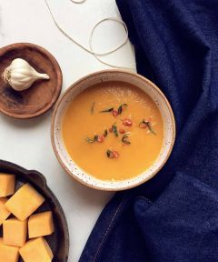 Soup Bowl: Speckled Snow