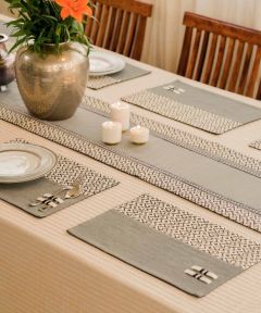 Aeolus dinning set - Table runner and 6 table mats