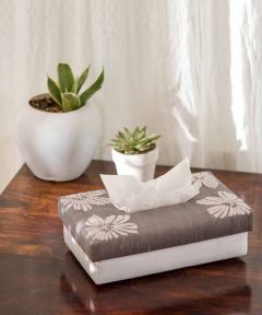 Gloria handwoven tissue box