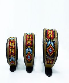 Raja – Tan leather collar for dogs with beadwork