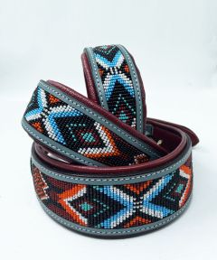 Jackie – Blue leather collar for dogs with beadwork