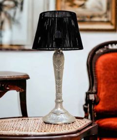 Viraag Table Lamp