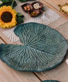 Lilly Pad Platter