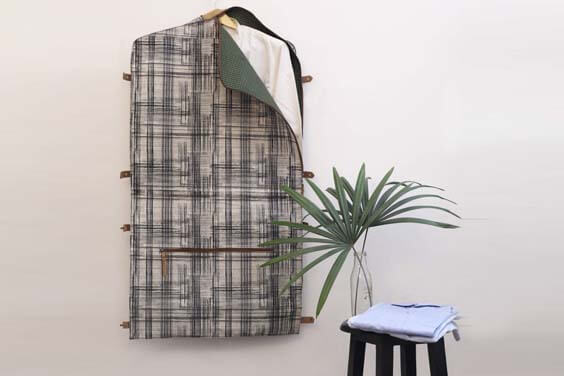 Canvas Business Suit cover